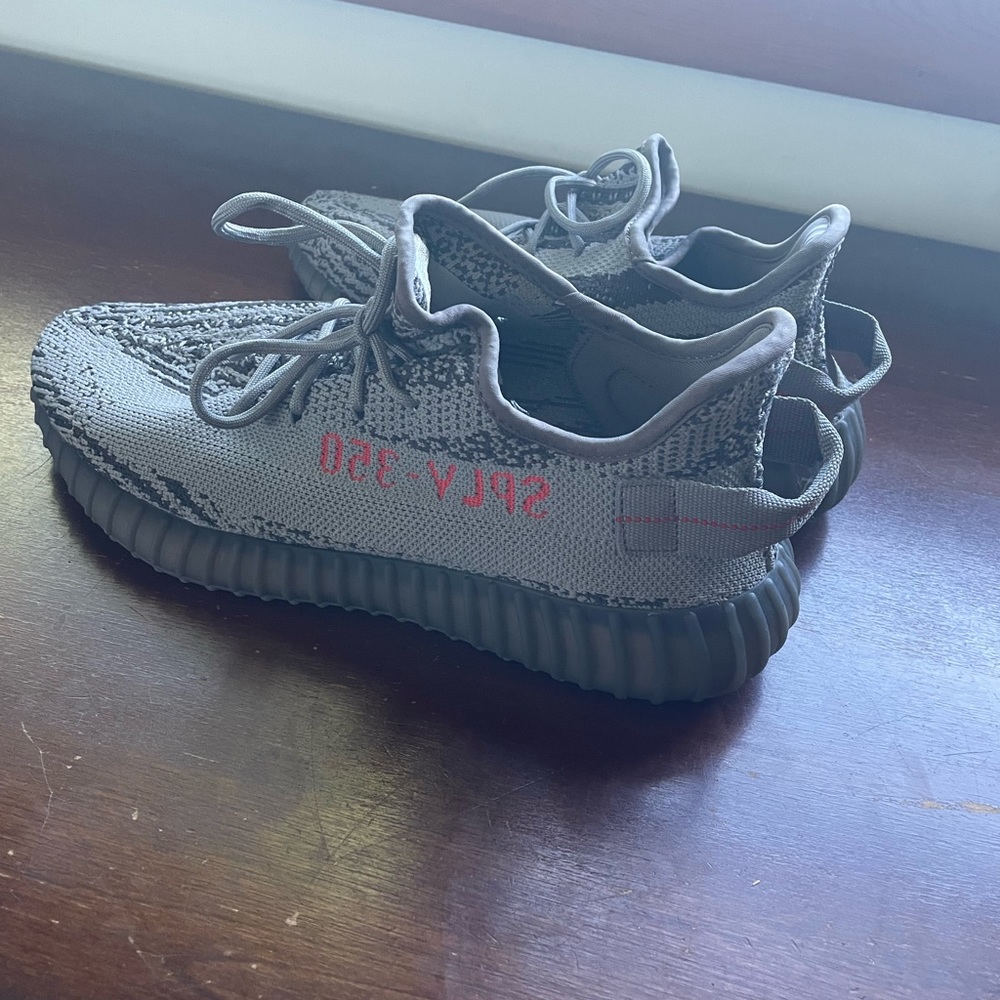 Mens yeezys size 10